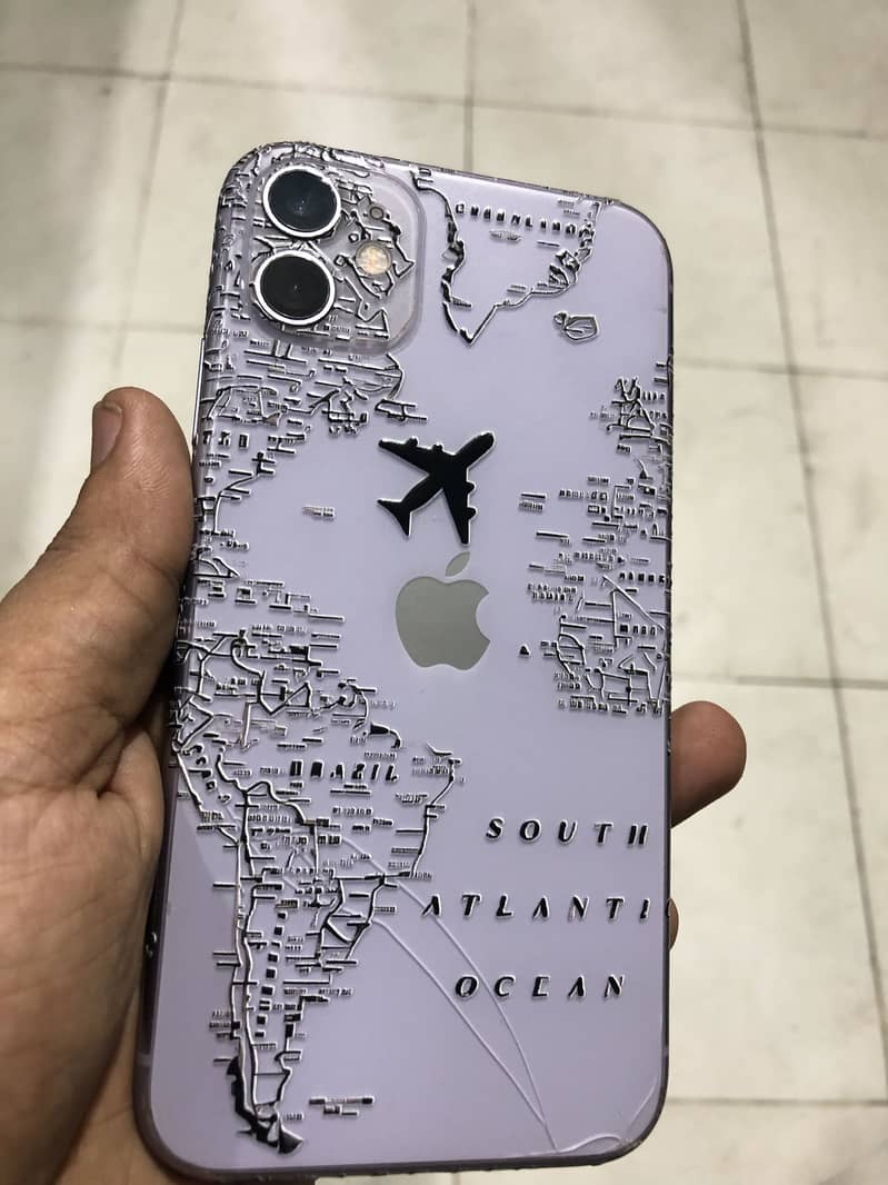 Apple iPhone 11 0