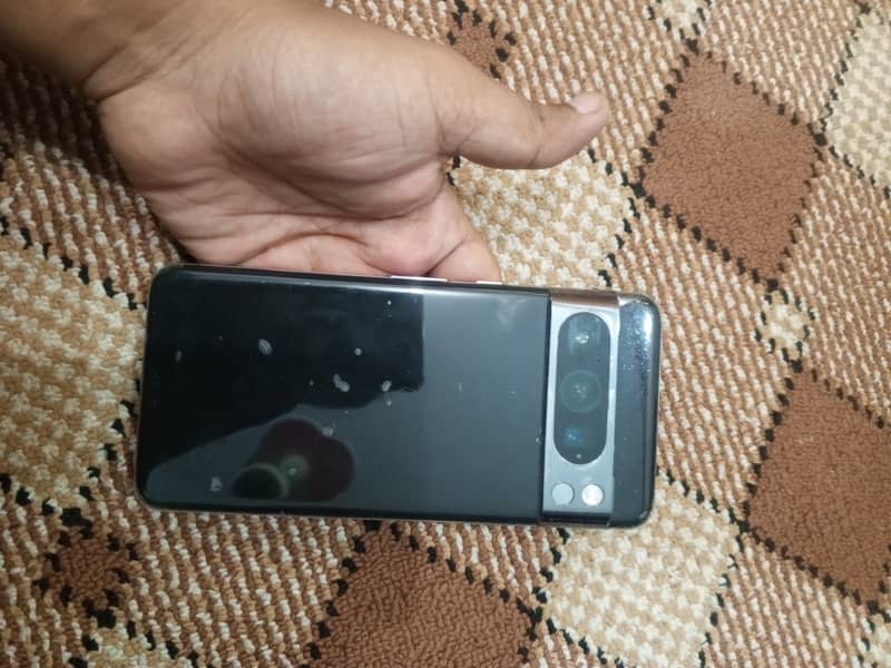 Google Pixel 8 Pro 4