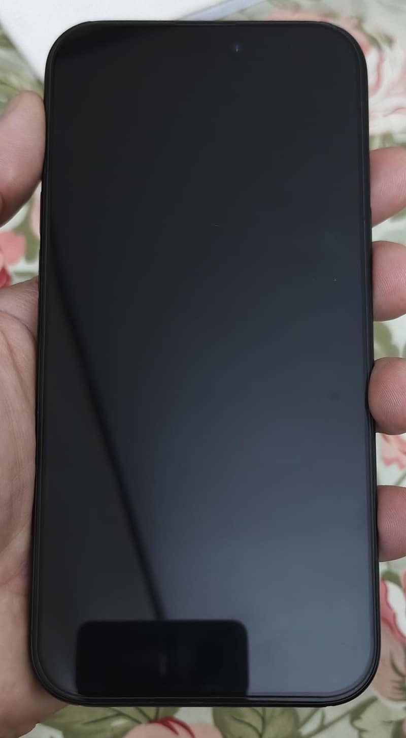 Apple iPhone 16 Pro Max 8