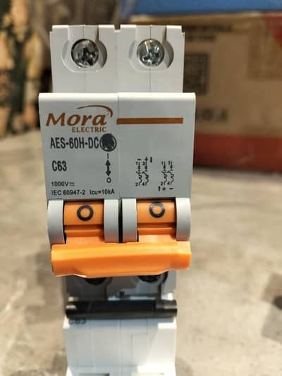 all solar breakers solar wire solar DB box many items avabile