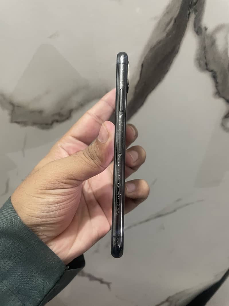 Apple iPhone X 1