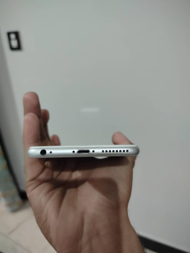 Apple iPhone 6S Plus 3