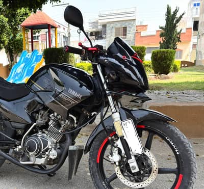 YAMAHA YBR 125