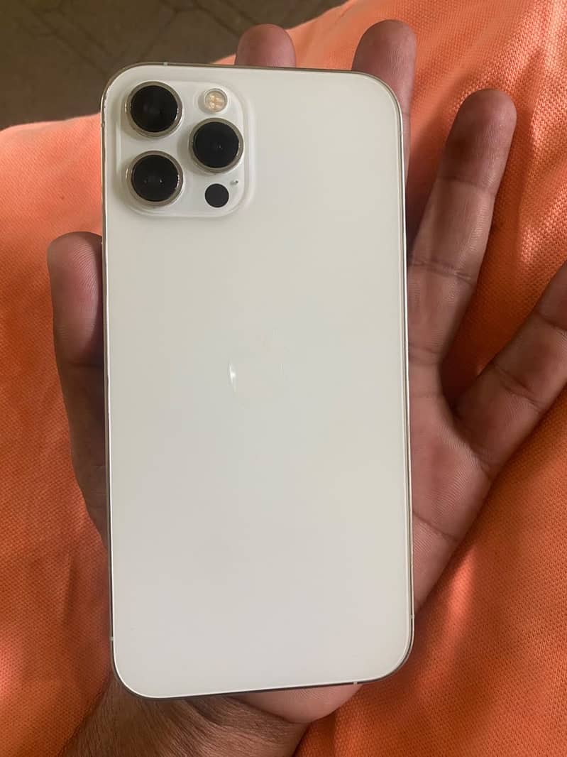 Apple iPhone 12 Pro Max 5