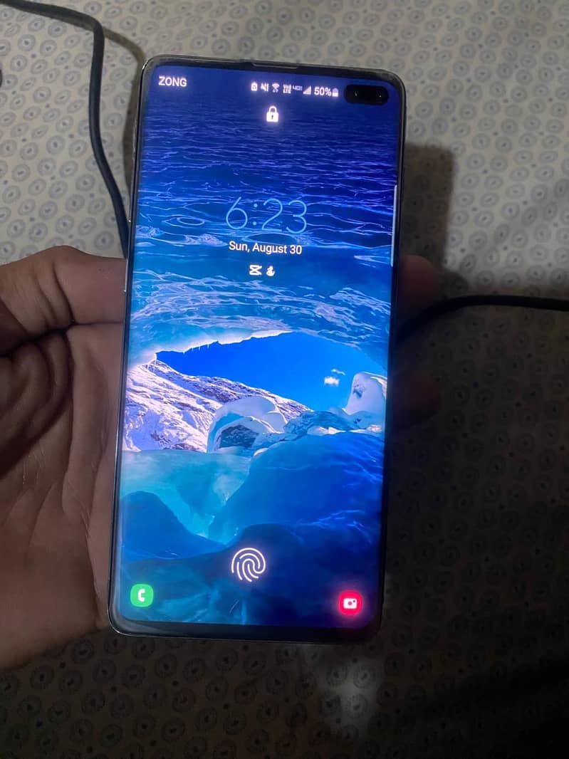 Samsung S10 plus 5