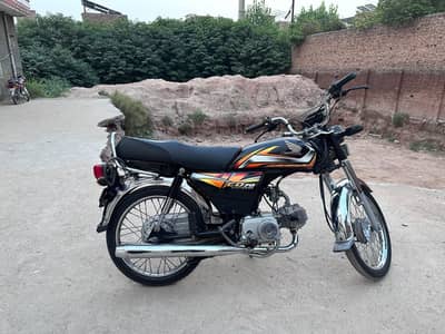Honda cd70 2022 model -21k driven - Gulbahar Peshawar
