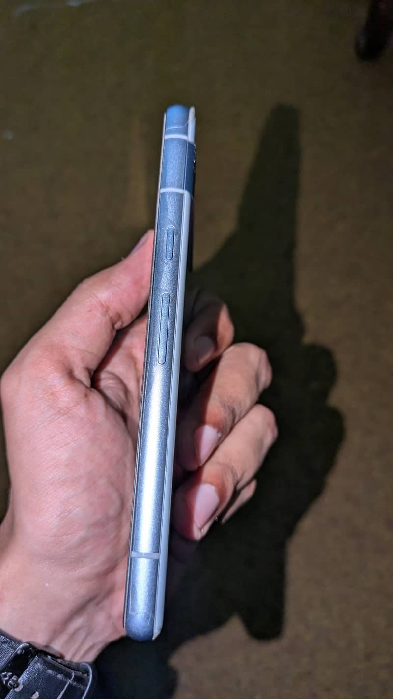 Google Pixel 7a 3