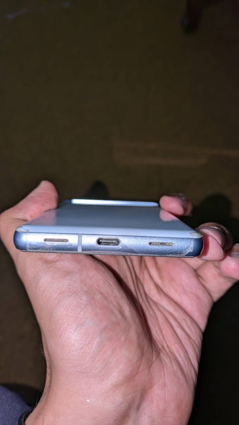 Google Pixel 7a 4