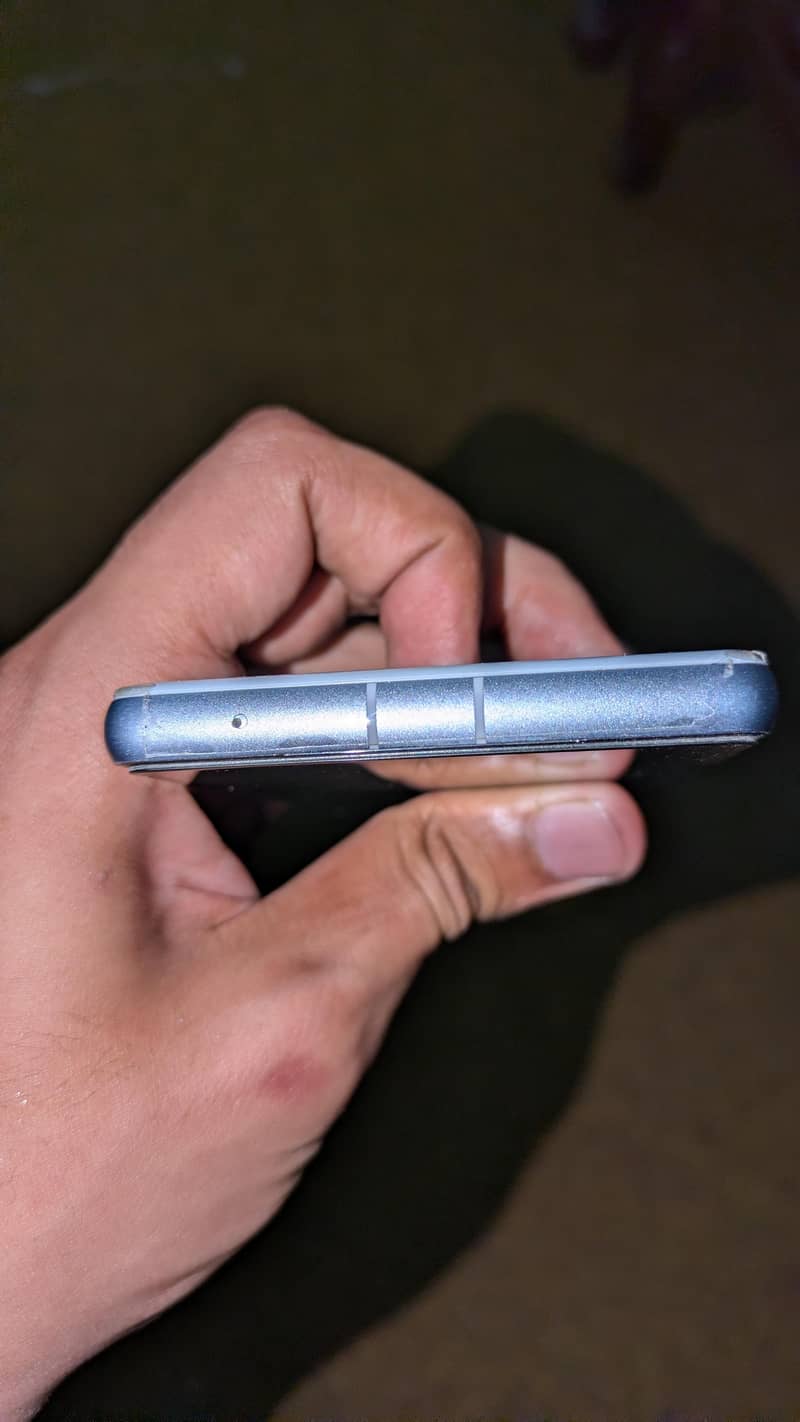 Google Pixel 7a 5