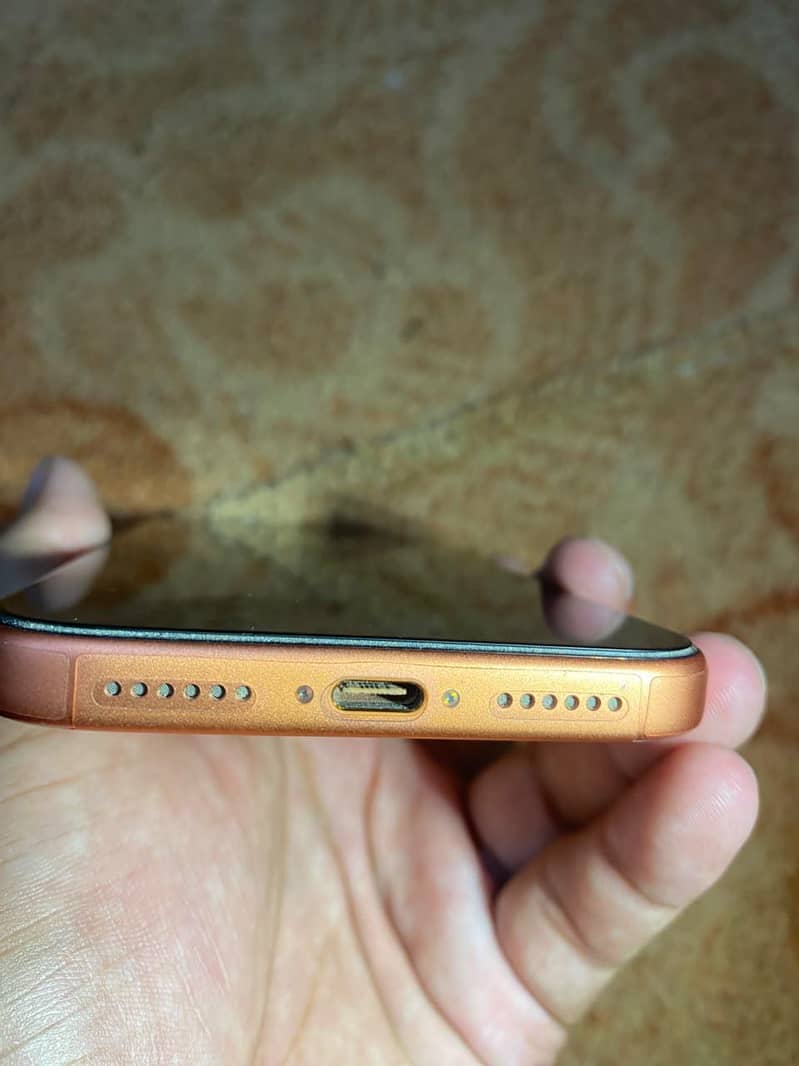 Apple iPhone 17 Pro Max 2