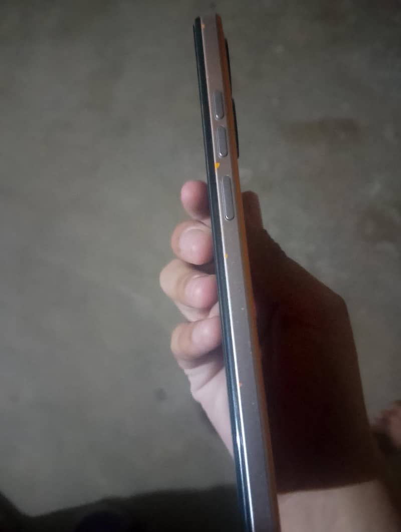 Tecno Spark Go 2