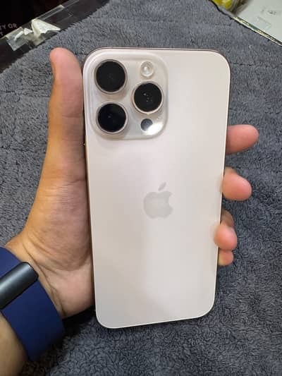 Apple iPhone 16 Pro Max
