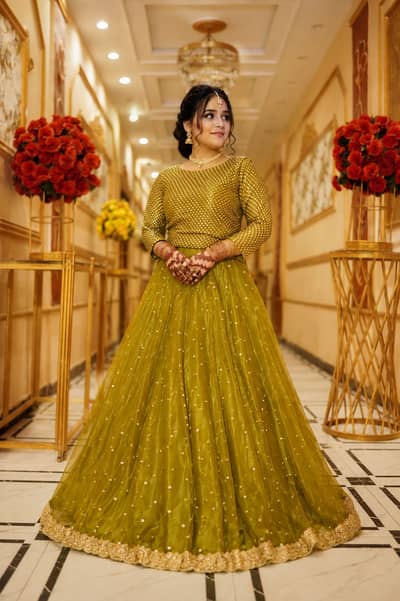 2 pcs lahenga Choli sale sightly used 1st time wore