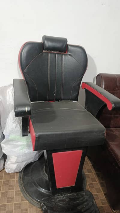 3x slaon clients chairs available for sale 10/10 condition