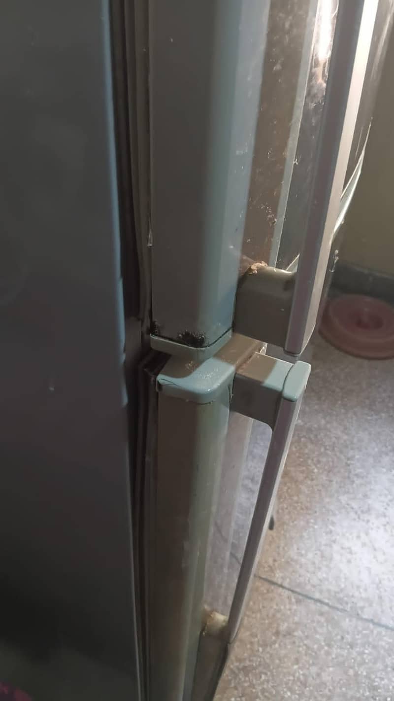 Dawlance Refrigerator 2