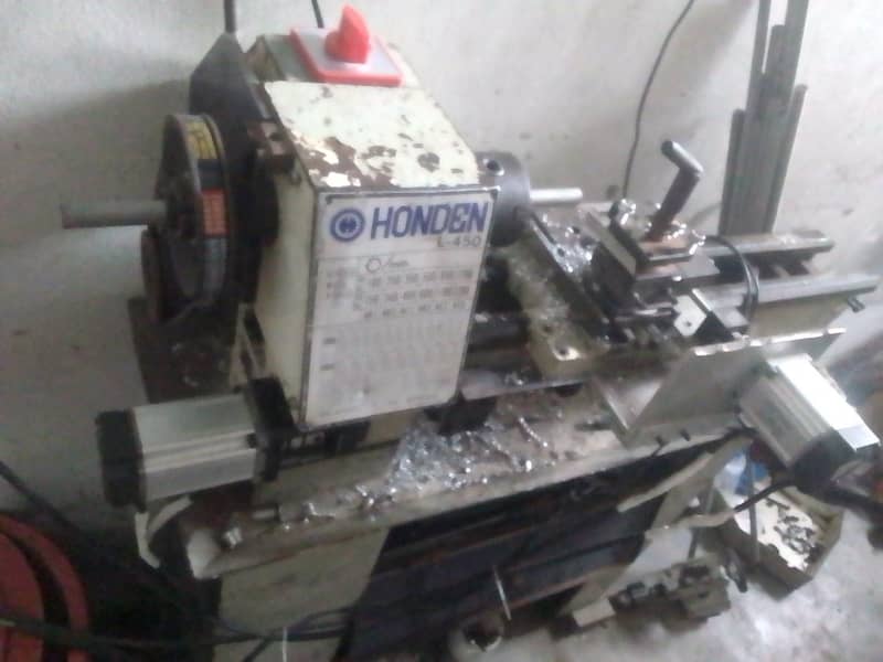 CNC lathe machine 2