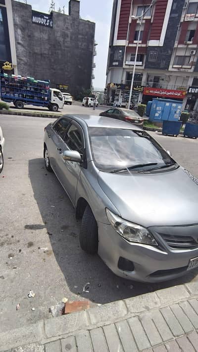 Toyota Corolla GLI 2011