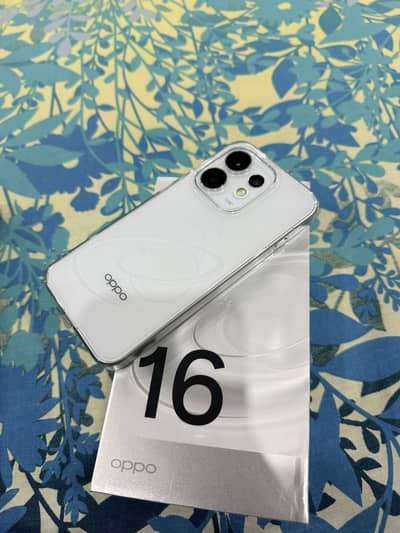 OPPO Reno 16