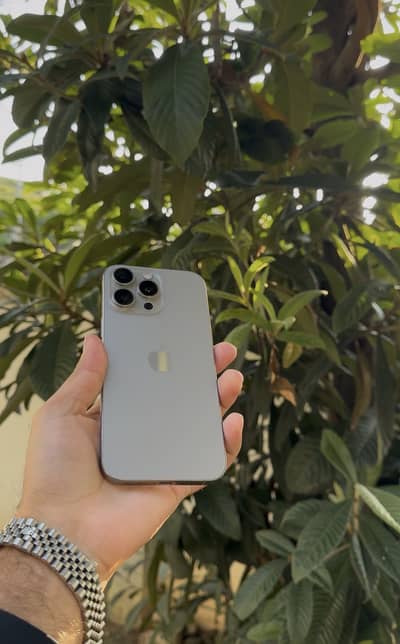 Apple iPhone 16 Pro Max JV