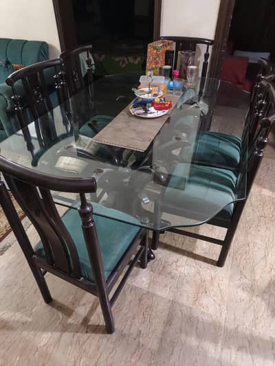 6 seater dinning table