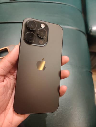 iPhone 16 Pro JV