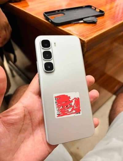 Infinix Hot 60pro plus 08+08 256gb 10month warranty remaining