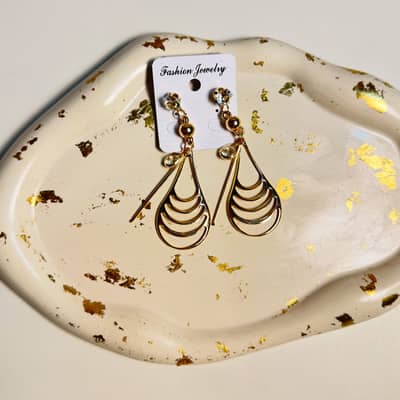 Golden jewellery ( earrings )