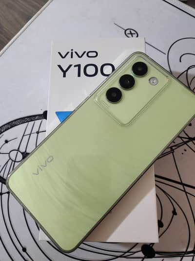 Vivo Y100 8gb ram/256gb storage