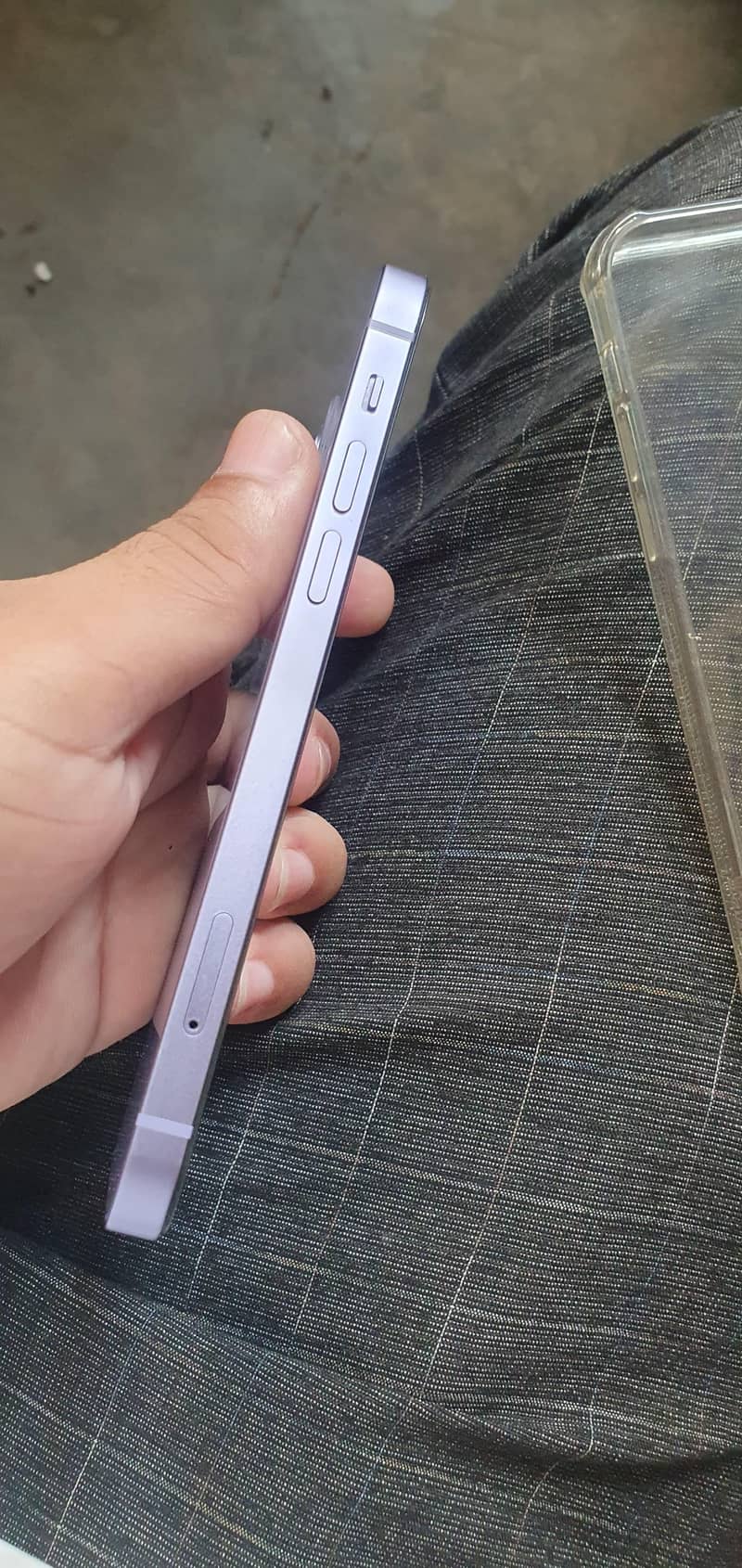 Apple iPhone 12 5