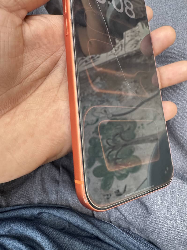 Apple iPhone 17 Pro Max 3