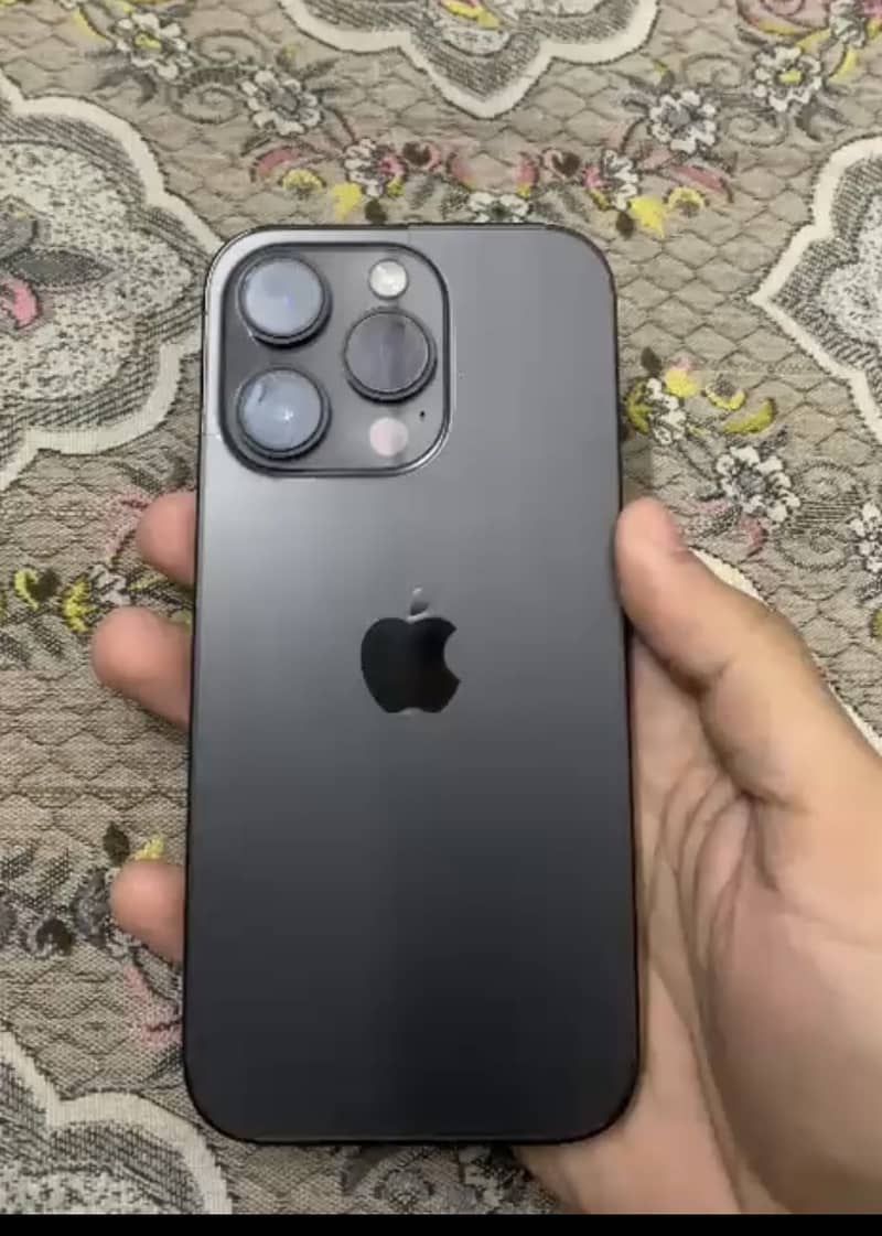 Apple iPhone 14 Pro 0