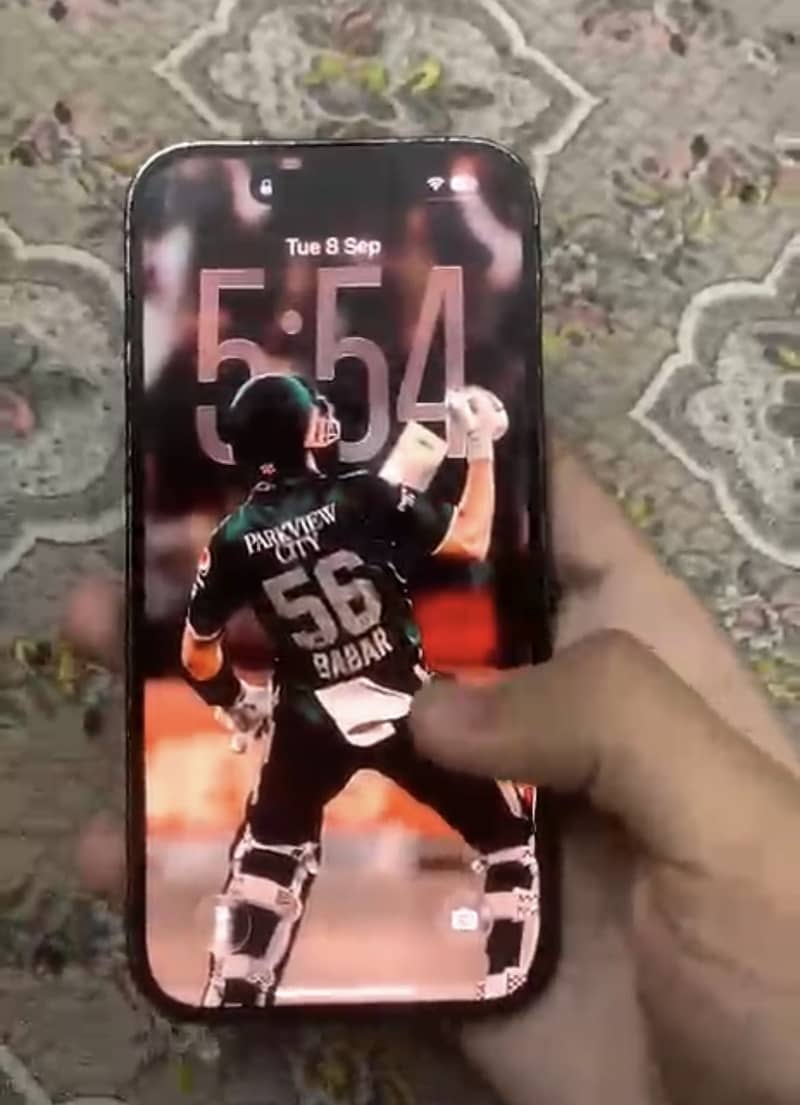 Apple iPhone 14 Pro 2