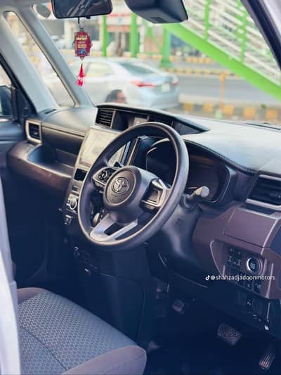 Toyota Roomy 2021