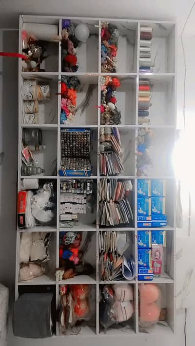 shop cabinet