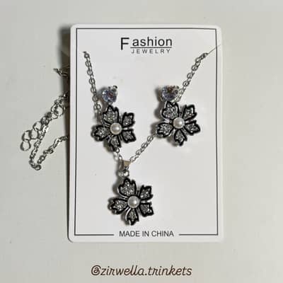 Jewellery sets