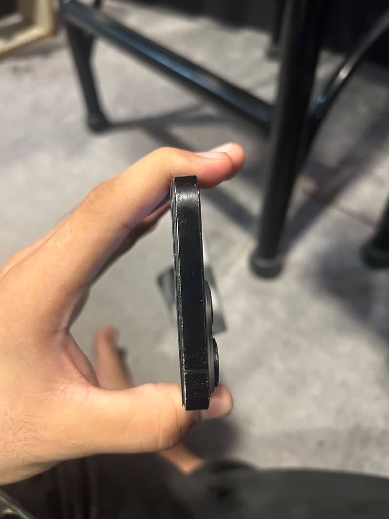 Apple iPhone 14 Pro Max 4