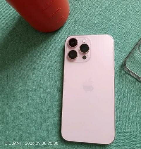 Apple iPhone 16 Pro Max 3