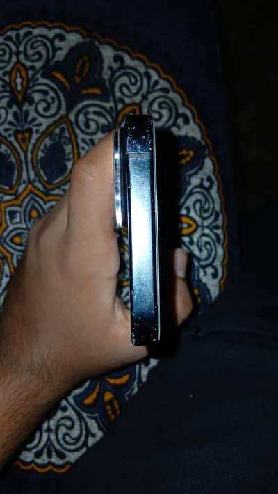 Apple iPhone 15