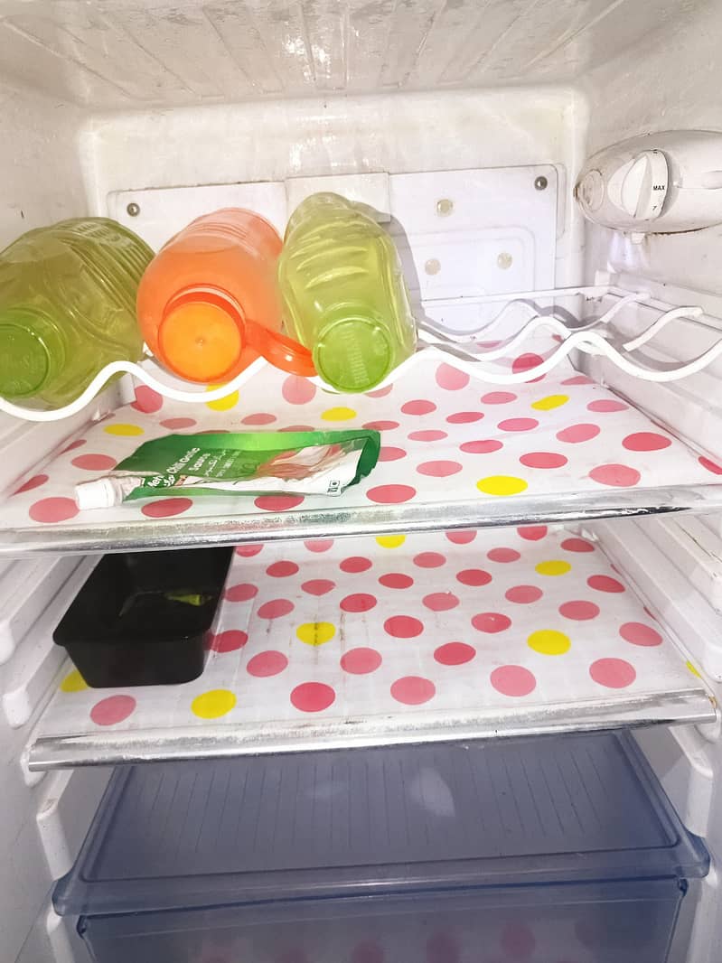 Orient Fridge 3