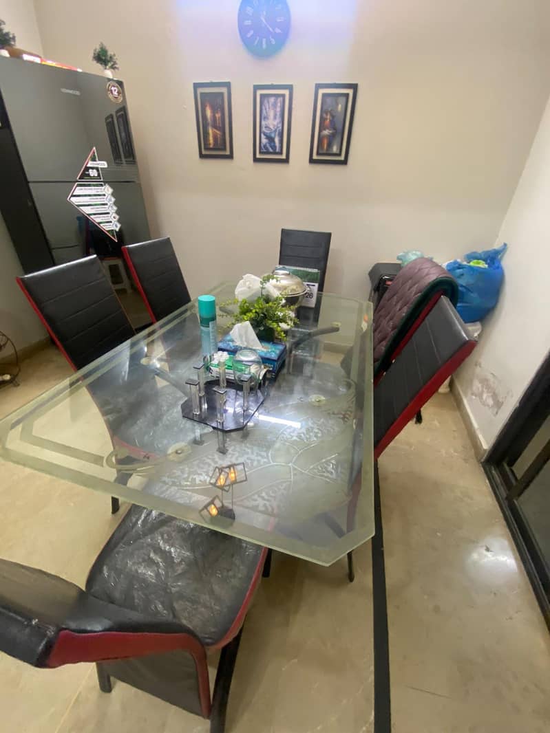 Dinning Table 0