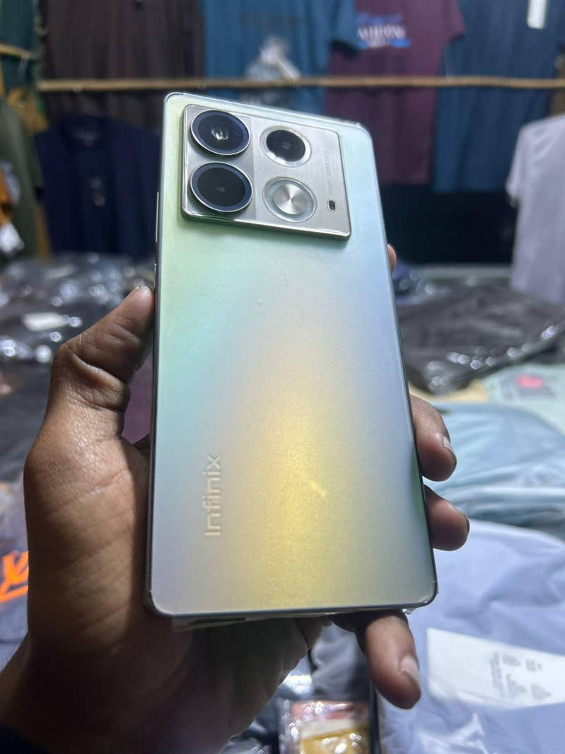 Infinix note 40 0