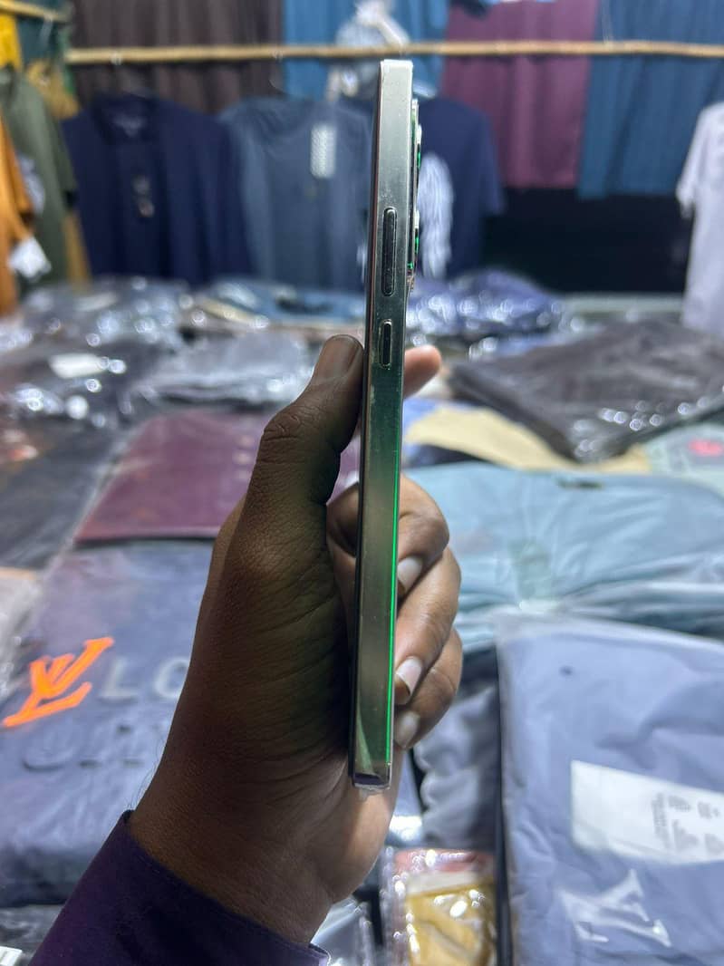 Infinix note 40 2