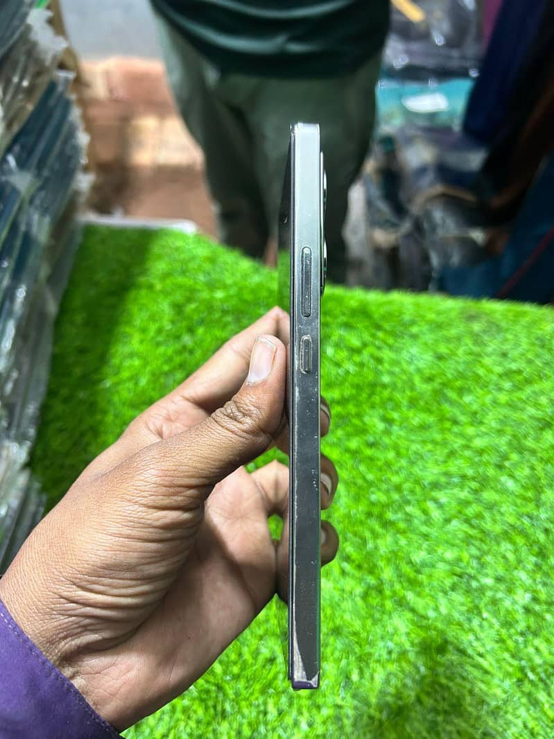 Infinix note 40 4
