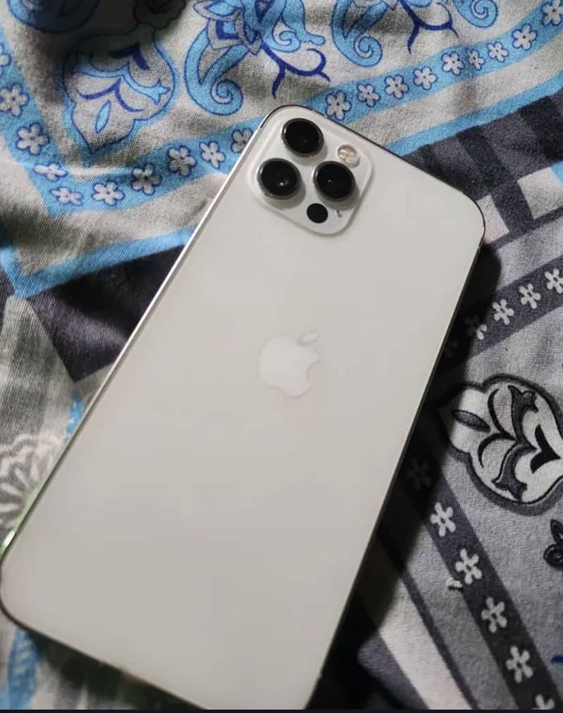 Apple iPhone 12 Pro 0