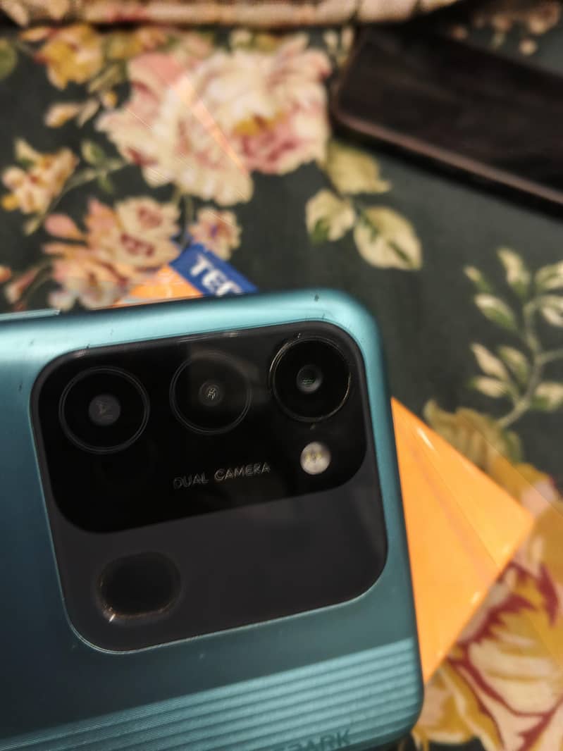 Tecno Spark 8C 7