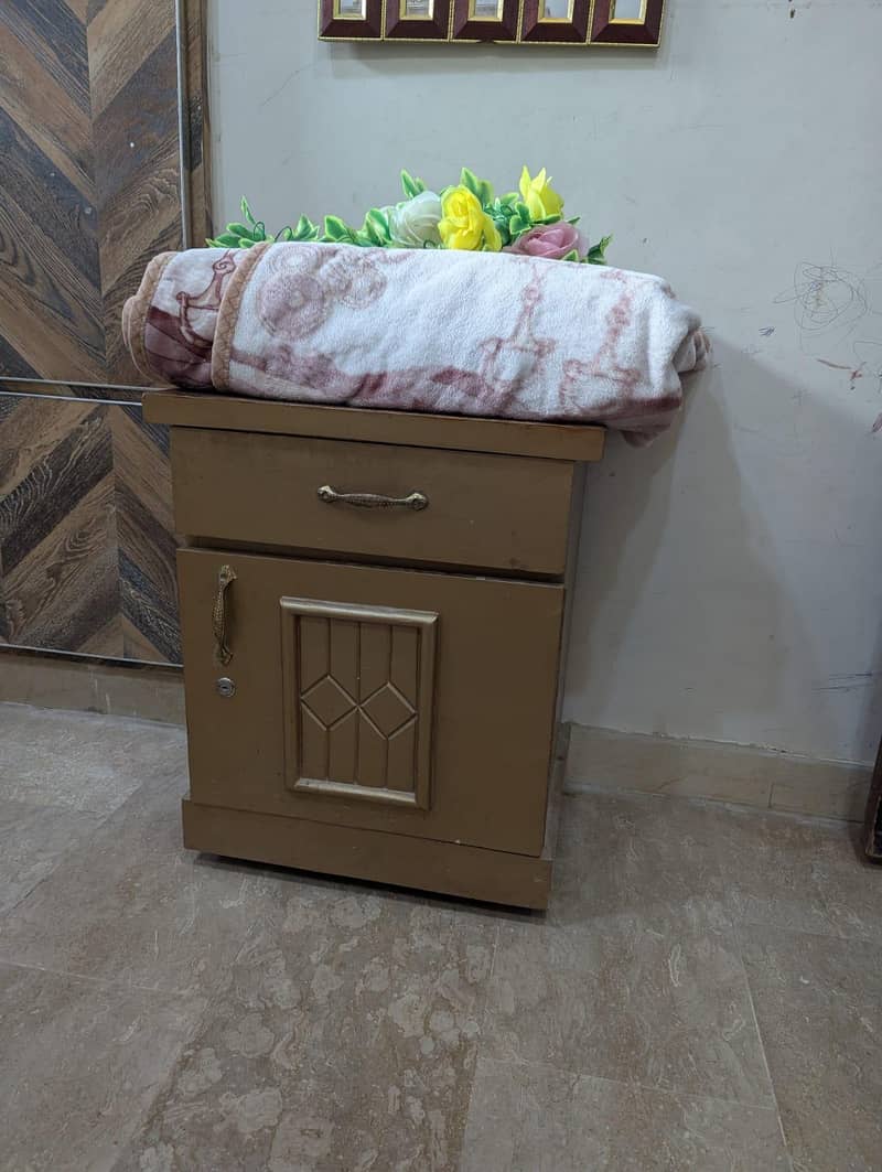 King Size Bed 5