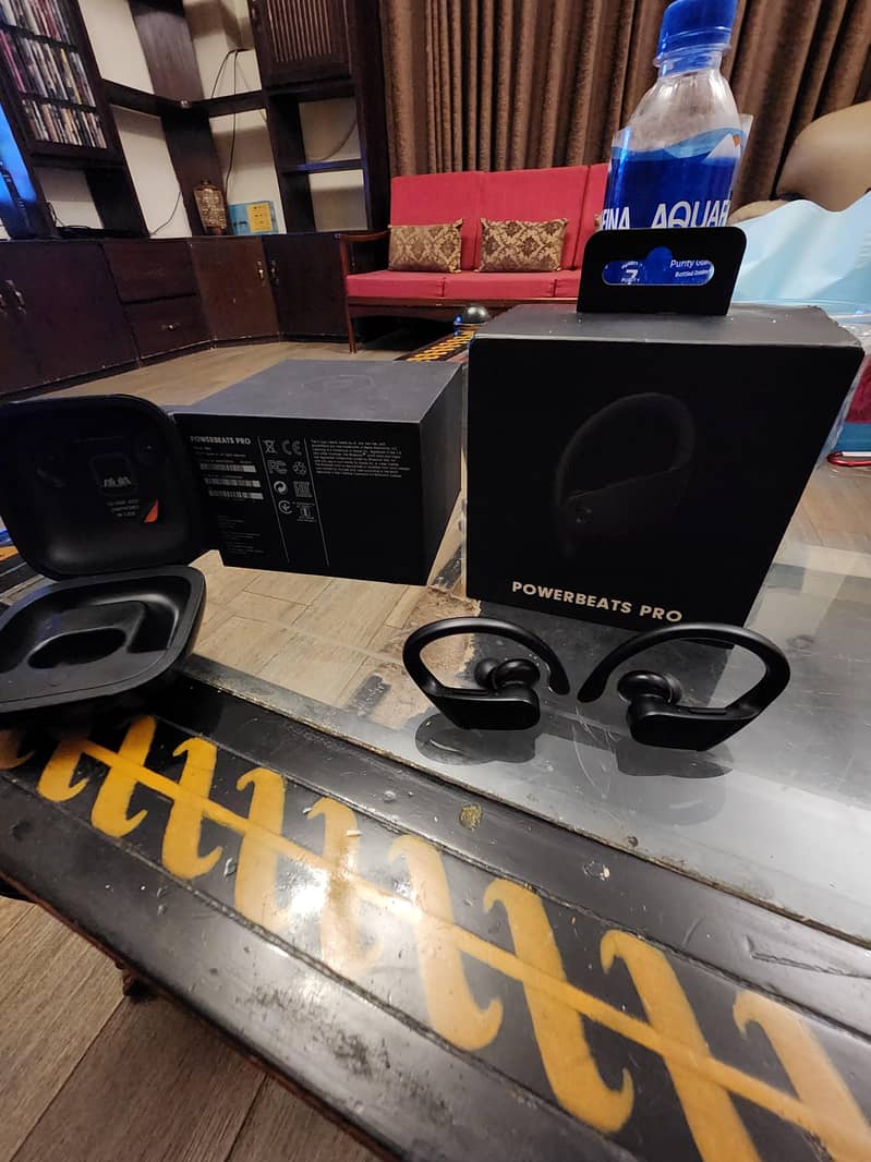 powerbeats 5