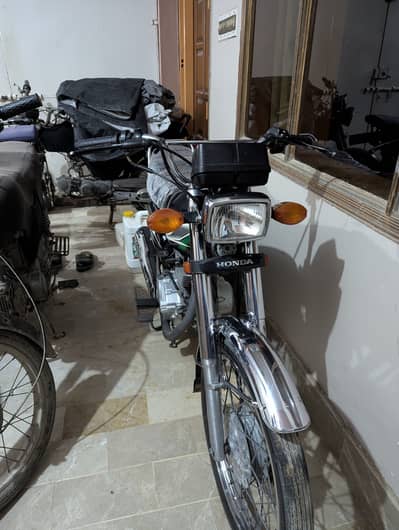 Honda CG 125 / 2023