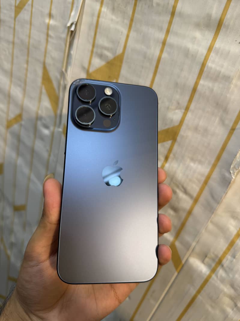Iphone 15 pro max 0