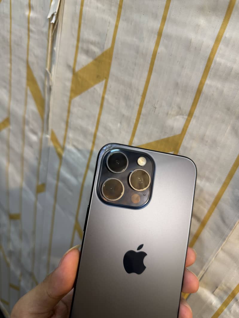 Iphone 15 pro max 2